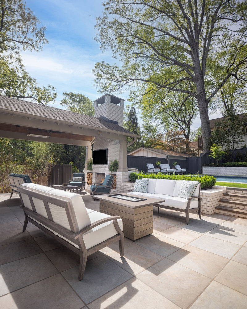 Lloyd Flanders Frontier 52" Rectangular Fire Table