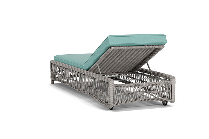 Lloyd Flanders Mackinac Chaise