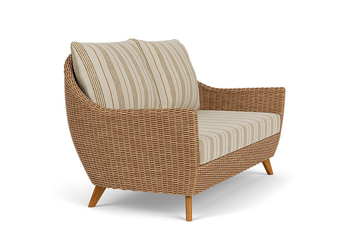 Lloyd Flanders Tobago Loveseat