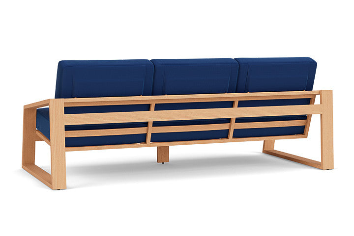 Lloyd Flanders Pursuit Sofa