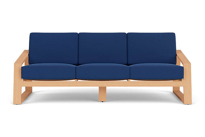Lloyd Flanders Pursuit Sofa