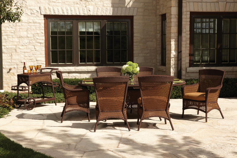 Lloyd Flanders Grand Traverse 84” Oval Umbrella Dining Table