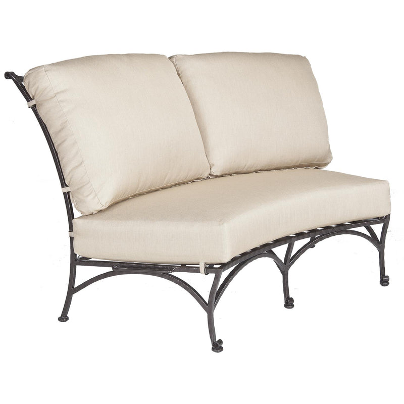 OW Lee San Cristobal Center Sectional