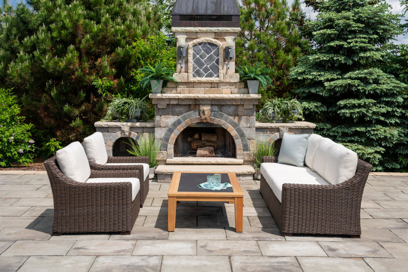 Lloyd Flanders Mesa Sofa