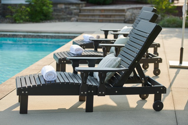 Poly Lounge Chairs Black 1