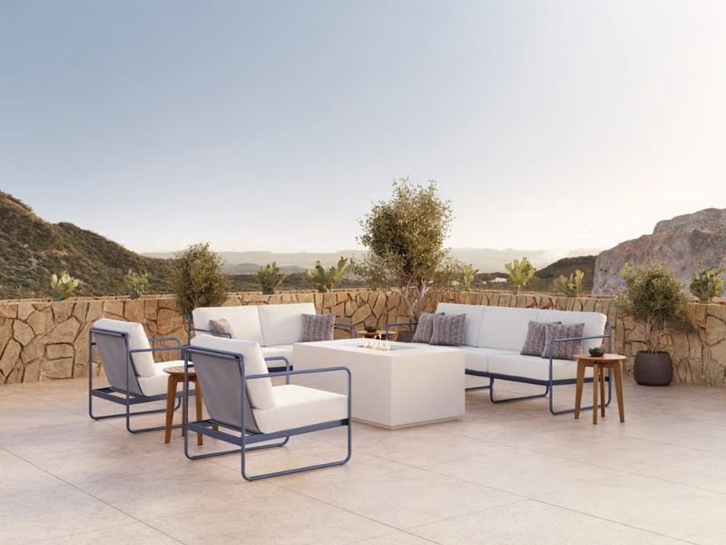 Tropitone Oasis Cushion Love Seat