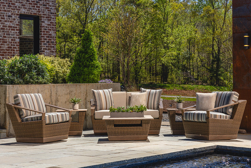 Lloyd Flanders Charisma Swivel Lounge Chair