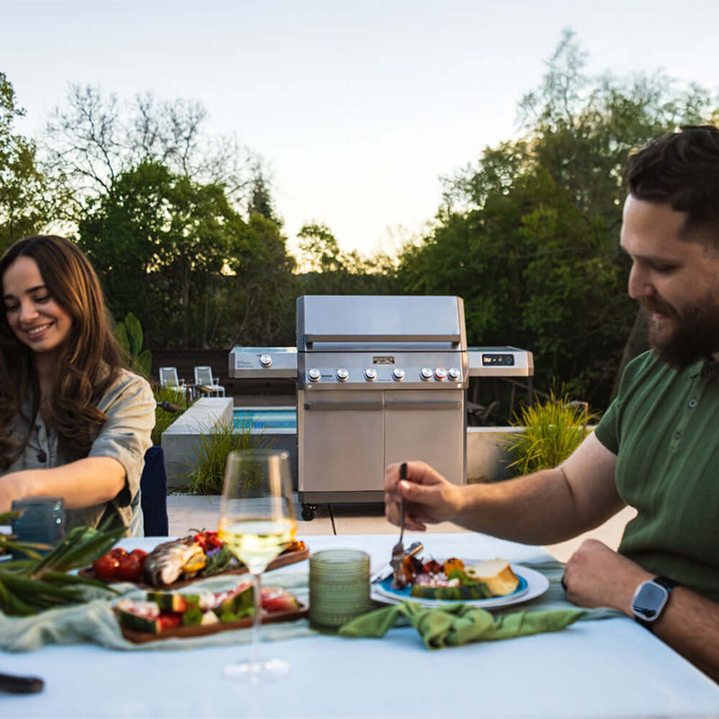 Monument Grills Eminence 605 | Master Power Stainless Natural/Propane Gas Grill