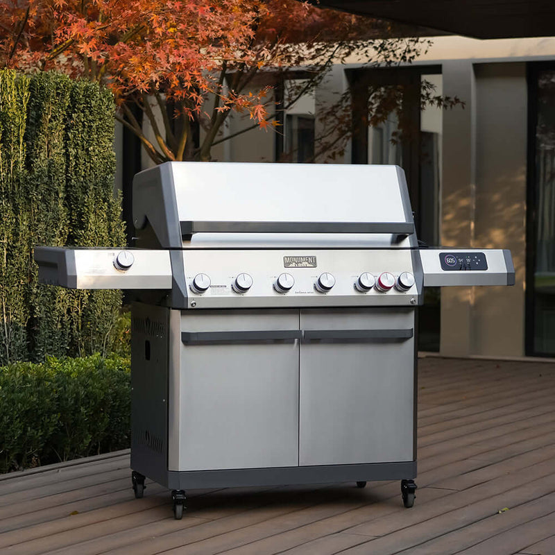 Monument Grills Eminence 605 | Master Power Stainless Natural/Propane Gas Grill